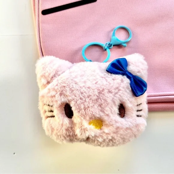 💝Hello Kitty Adorable Large Duffle Bag, Plush & Bag Charm - Picture 7 of 8